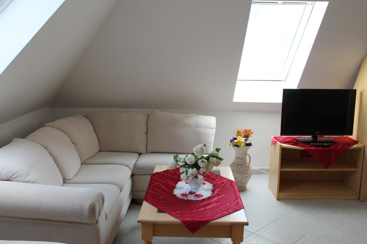 Erzsebet Vendeghaz Apartmán Csesznek
